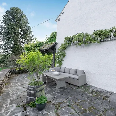 5 Bed In Kendal 88095 Holiday home