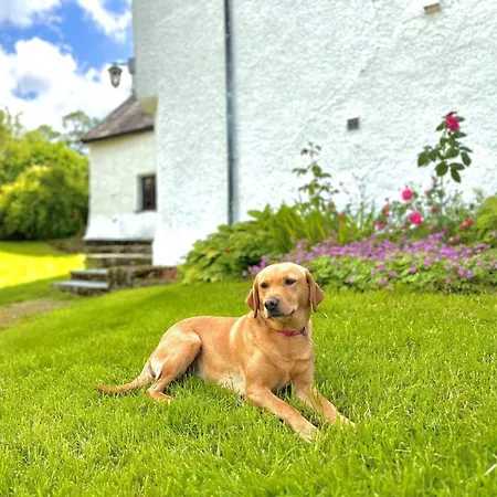 5 Bed In Kendal 88095 Holiday home Skelsmergh