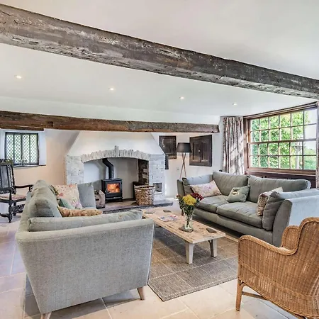 Сasa de vacaciones 5 Bed In Kendal 88095