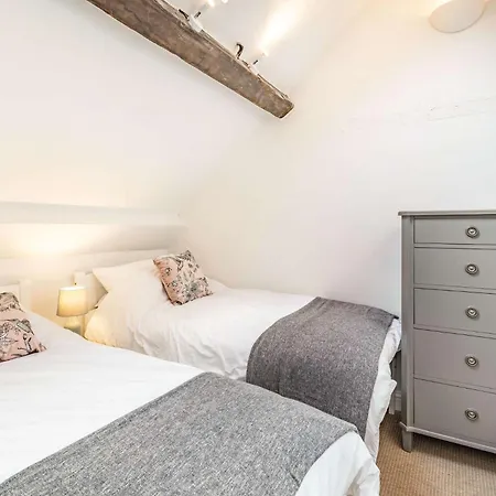 Hébergement de vacances 5 Bed In Kendal Oc-88095