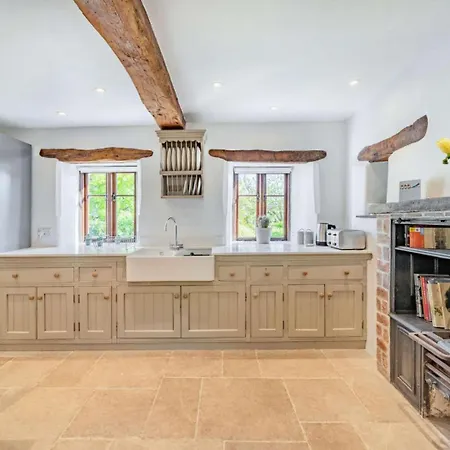 5 Bed In Kendal Oc-88095 * Skelsmergh