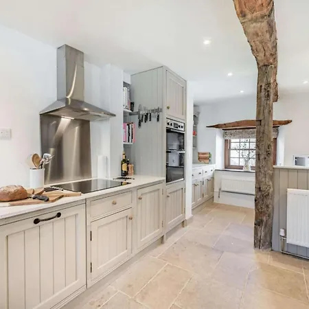 5 Bed In Kendal Oc-88095 Semesterbostad