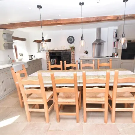 5 Bed In Kendal Oc-88095 Semesterbostad