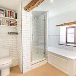 בית נופש 5 Bed In Kendal Oc-88095 *